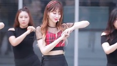 Lip 2 Lip