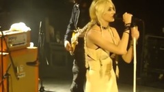 The Pretty Reckless,Taylor Momsen - The Pretty Reckless - Light Me Up Medicine Tour