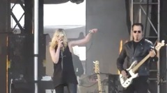 The Pretty Reckless,Taylor Momsen - The Walls Are Closing In/Hangman