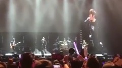 阿信版<我的歌声里> 曲婉婷也在现场