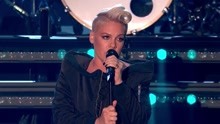 P!nk - P!nk - Beautiful Trauma + What About Us 现场版 2017