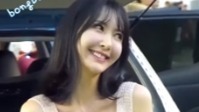 气质美女车模白露用眼神就可以撩到你