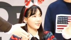 少女时代,太妍(少女时代) - 冬专签售会