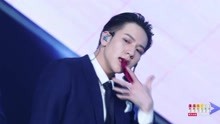 Rapen霸气胜任C位 嘴咬丝带性感爆棚
