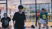  - 喜欢跳舞的一群人