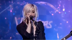 The Veronicas - Hook Me Up