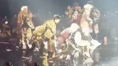 鹿晗 & 相声二人组找宝物 & 家族曲串烧