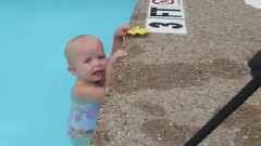 Baby Swims Like A Champ