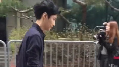音乐银行 外出