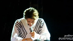 世勋与小粉丝互动