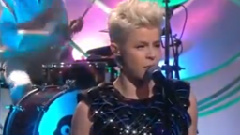 Dancing On My Own Leno Show