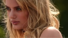 One Foot oOn The Floor With Bregje Heinen and Jaguar's Project 7