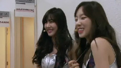Backstage Taeny