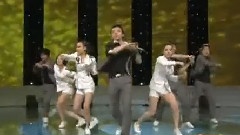 合