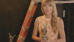 Taylor Swift - Award Presentation