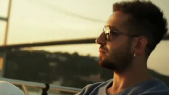 Melek Yuzlu Şeytan