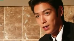 T.O.P ELLE