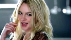 Britney Spears - Womanizer