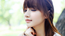 美女家中自拍热舞