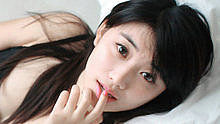 黑色连衣裙性感美女街头活动秀舞