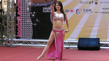 美女老师现场表演
