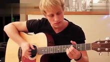 吉他达人超帅完美表演