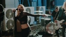 Tonight Alive,The White Boys - The Edge