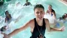 Beauty And A Beat