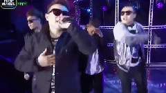 开场表演