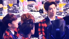 鹿包嘉宾席打闹