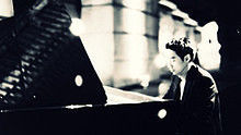 李闰珉 - Yiruma- River Flows In You 官方版