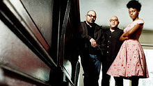 Morcheeba,Nicki Minaj - Morcheeba - The Sea 现场版