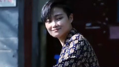 跟随李宇春一起去北京胡同逛一逛!时尚COSMO 6月刊封面拍摄花絮