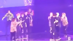 Super Show 4 Oops