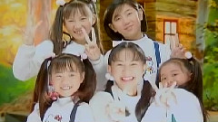 农家的小女孩