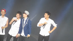 黄子韬互动歌迷Cut