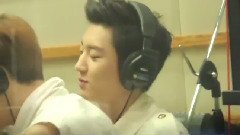 KISS THE RADIO
